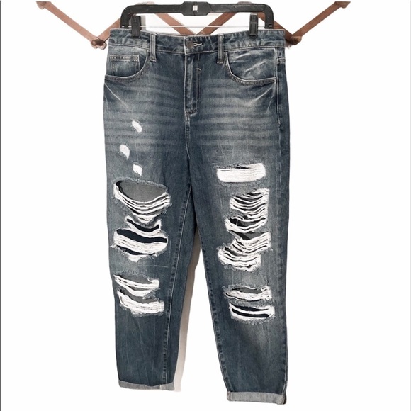 3/$25 🙌🏼 Cello Ripped High Waisted Medium Wash Jeans 11 - Picture 1 of 5